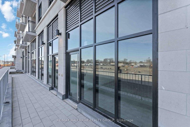 111 - 1340 Hemlock Rd, Ottawa, K1K 2G8 | Image 2
