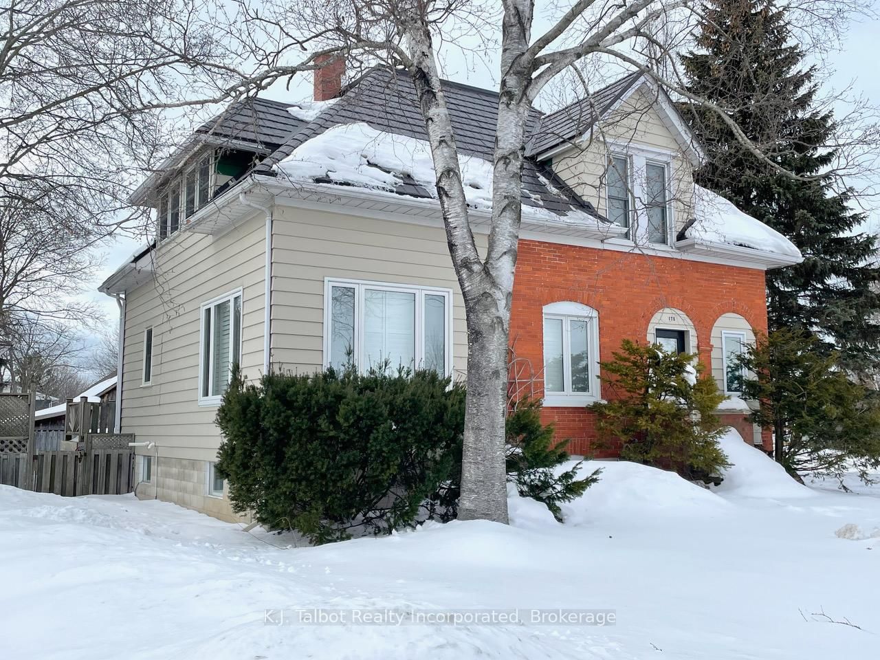 Detached House sold at 178 Gibbons Street, Goderich, Goderich Town, N7A 3J6 - MLS: X11965846