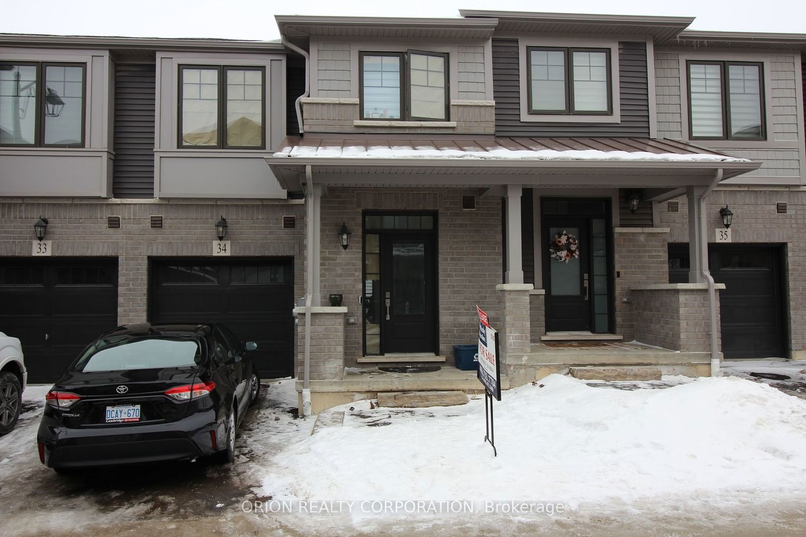 Townhouse for lease at 34-10 Birmingham Drive, Cambridge, N1R 0C5 - MLS: X11965895