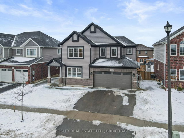 73 Bergenstein Crescent