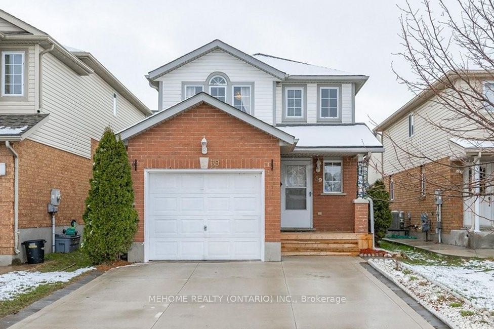 Detached House for sale at 39 Bridlewreath Street, Kitchener, N2E 3V5 - MLS: X11966211