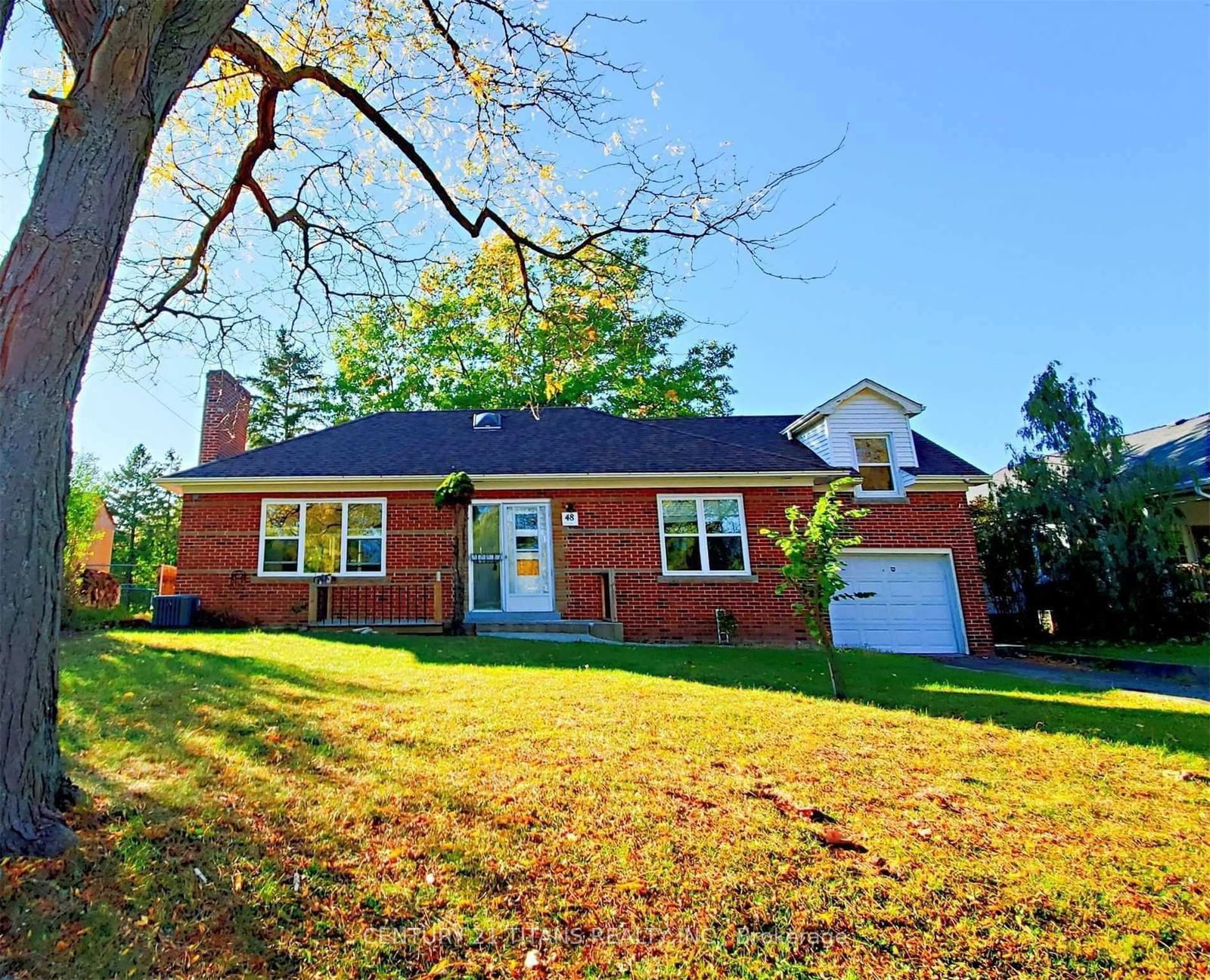 Detached House sold at 48 Masterson Drive, St. Catharines, 461 - Glendale/Glenridge, L2T 3P5 - MLS: X11966230