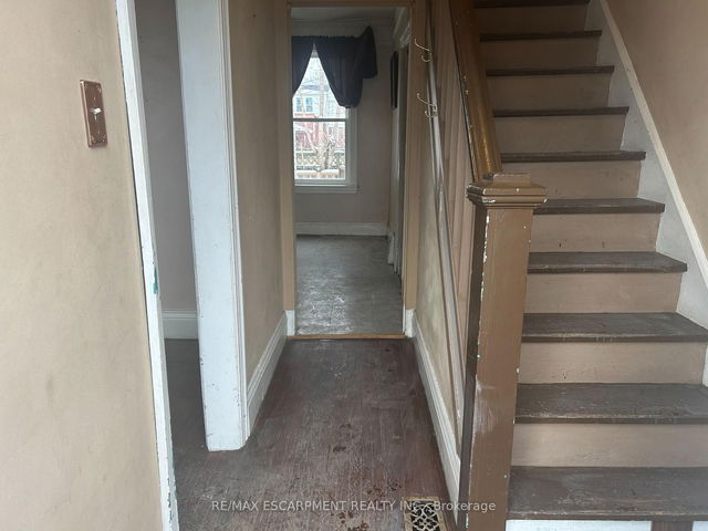 1275 Cannon Street