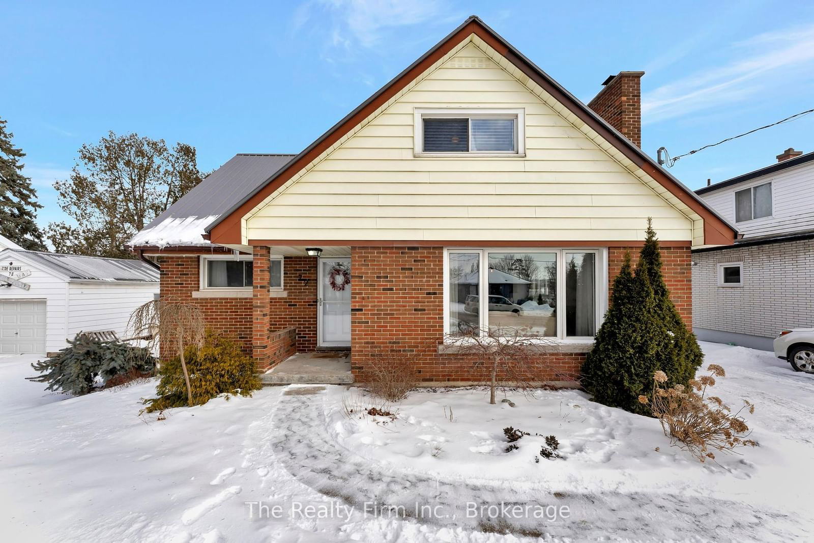 Detached House sold at 72 Clarke Street, Woodstock, Woodstock - North, N4S 7M5 - MLS: X11966736