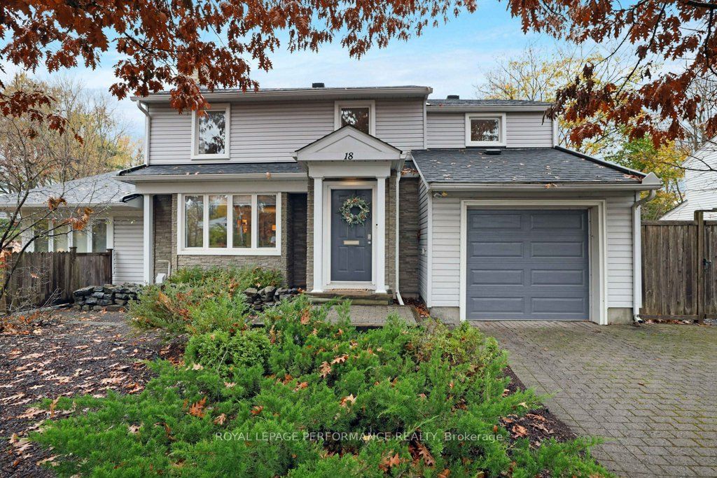 Detached House sold at 18 Birch Avenue, Rockcliffe Park, 3202 - Rockcliffe, K1K 3G6 - MLS: X11966852