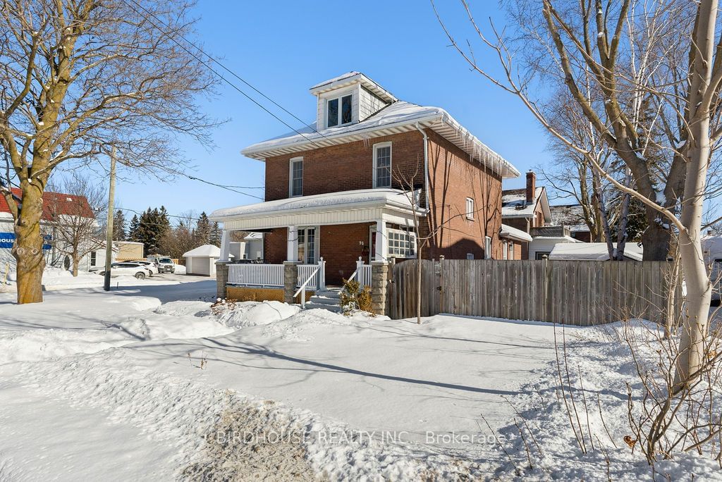 Detached House for sale at 96 Lindsay Street, Kawartha Lakes, Lindsay, K9V 2M6 - MLS: X11966879