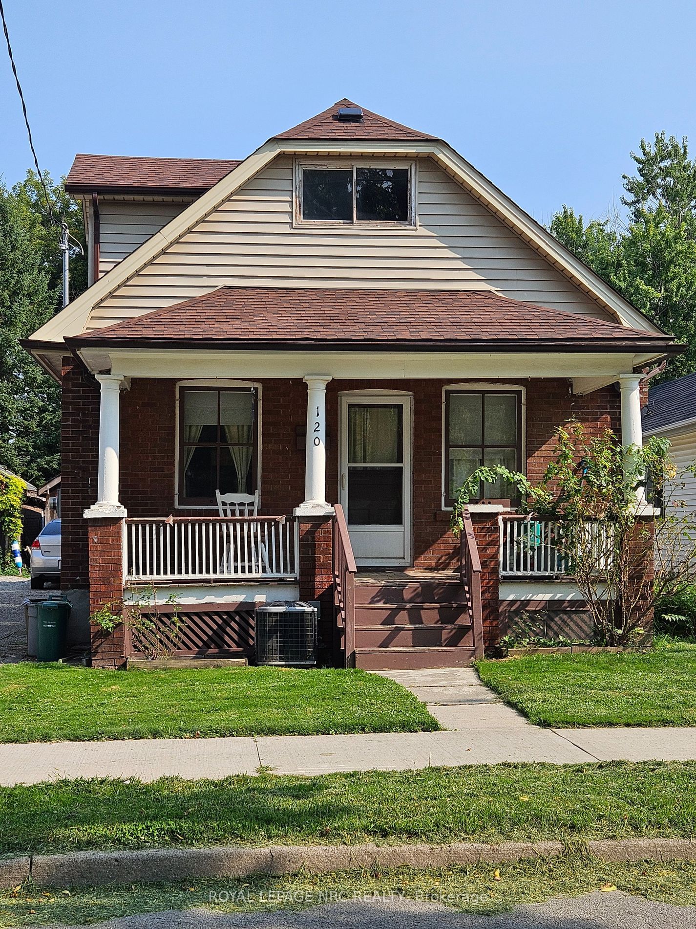 Detached House sold at 120 Page Street, St. Catharines, E. Chester, L2R 4A9 - MLS: X11966935