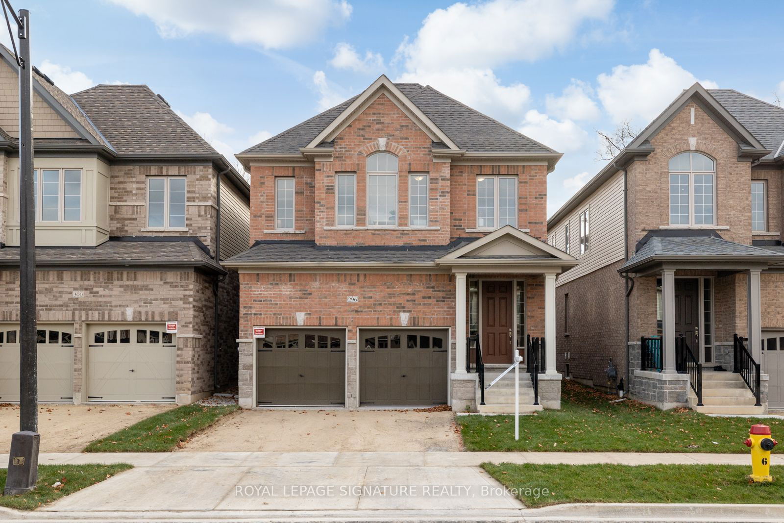 Detached House for sale at 296 Broadacre Drive, Kitchener, N2R 0S6 - MLS: X11966995