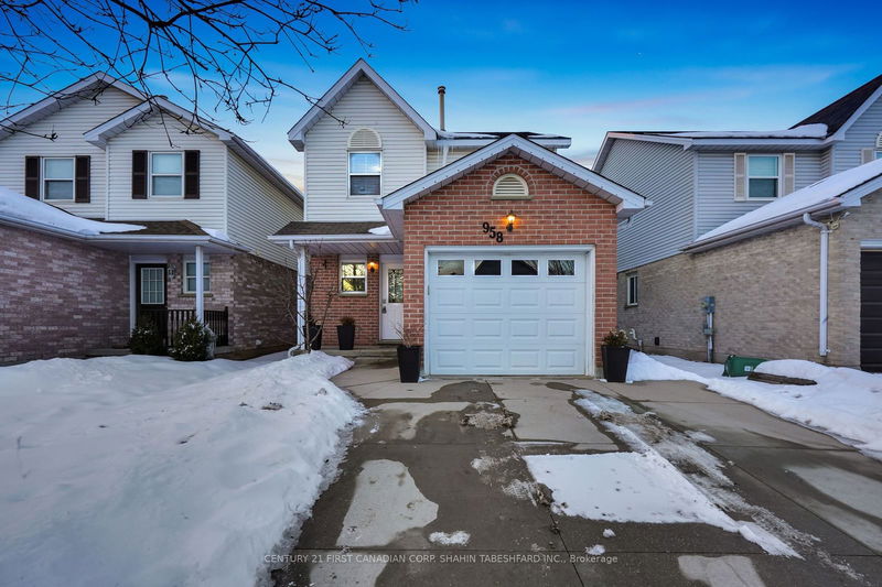 home for sale on 958 Thistledown Way