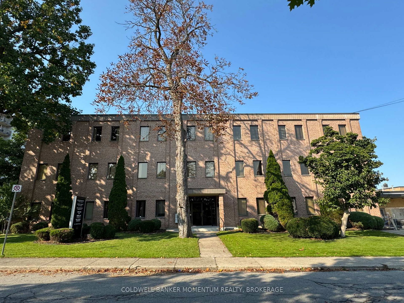 Building at 4701 ST CLAIR Avenue, Niagara Falls, 210 - Downtown