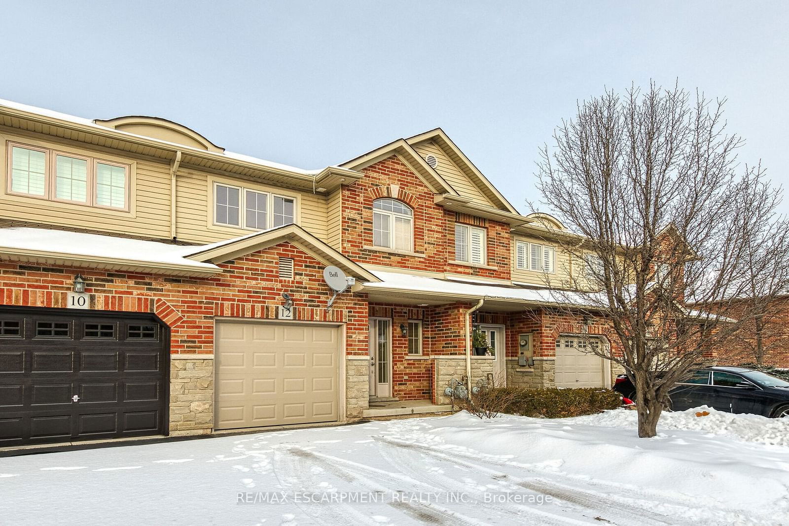 Townhouse for sale at 12 Marina Point Crescent, Hamilton, Stoney Creek, L8E 0E4 - MLS: X11967628