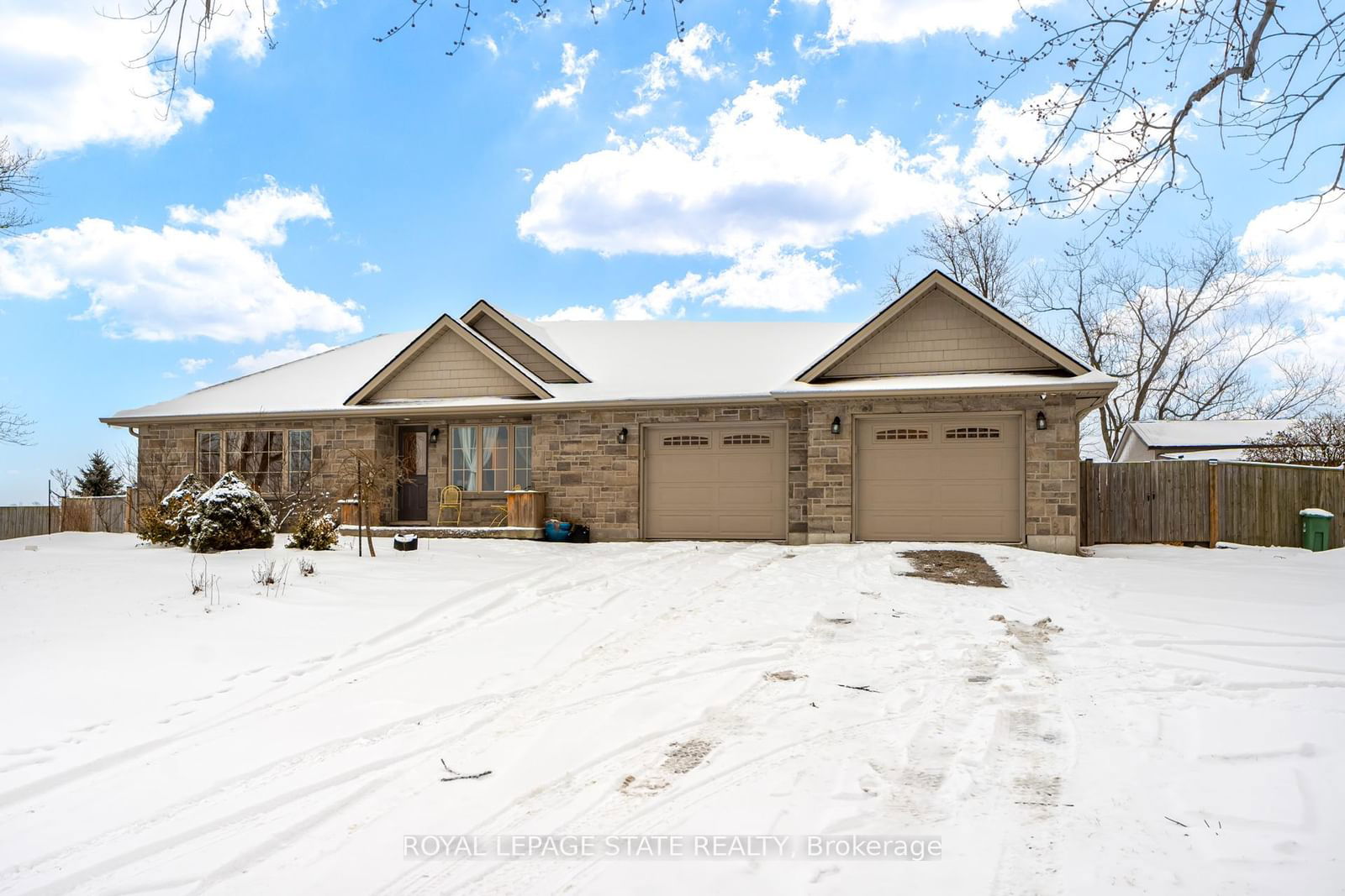 Detached House sold at 3151 Hendershot Road, Hamilton, Binbrook, L0R 1C0 - MLS: X11967650