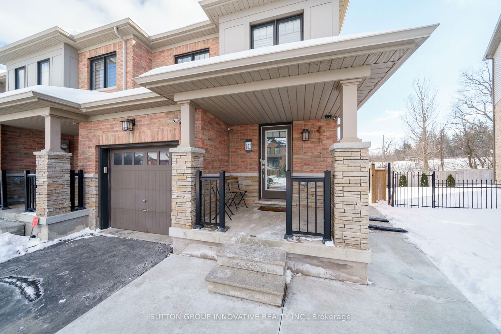 Townhouse for sale at 142 Crafter Crescent, Hamilton, Stoney Creek Mountain, L8J 0H8 - MLS: X11967822