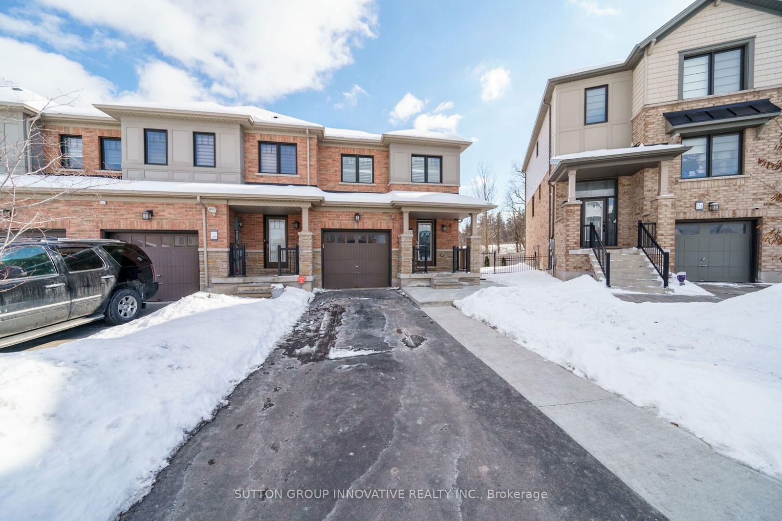 Townhouse for sale at 142 Crafter Crescent, Hamilton, Stoney Creek Mountain, L8J 0H8 - MLS: X11967822