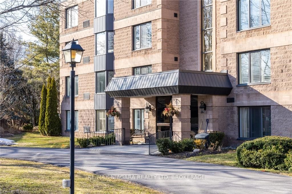 Condo for sale at 403-61 Paffard Street, Niagara-on-the-Lake, 101 - Town, L0S 1J0 - MLS: X11967986