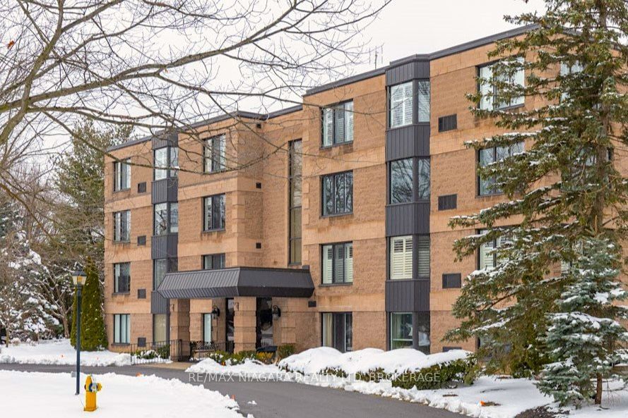 Condo for sale at 403-61 Paffard Street, Niagara-on-the-Lake, 101 - Town, L0S 1J0 - MLS: X11967986