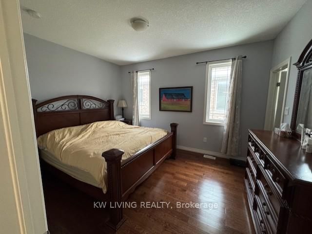 41 Clifton Downs Rd, Hamilton, L9C 4R3 | Image 2