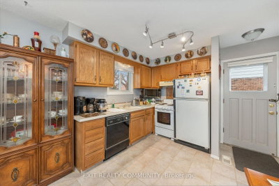651 Rogers Sarnia,ON N7S 4A5 — Photo 17