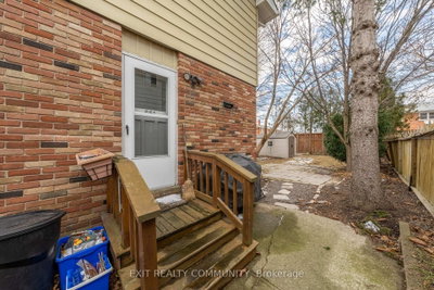 651 Rogers Sarnia,ON N7S 4A5 — Photo 32