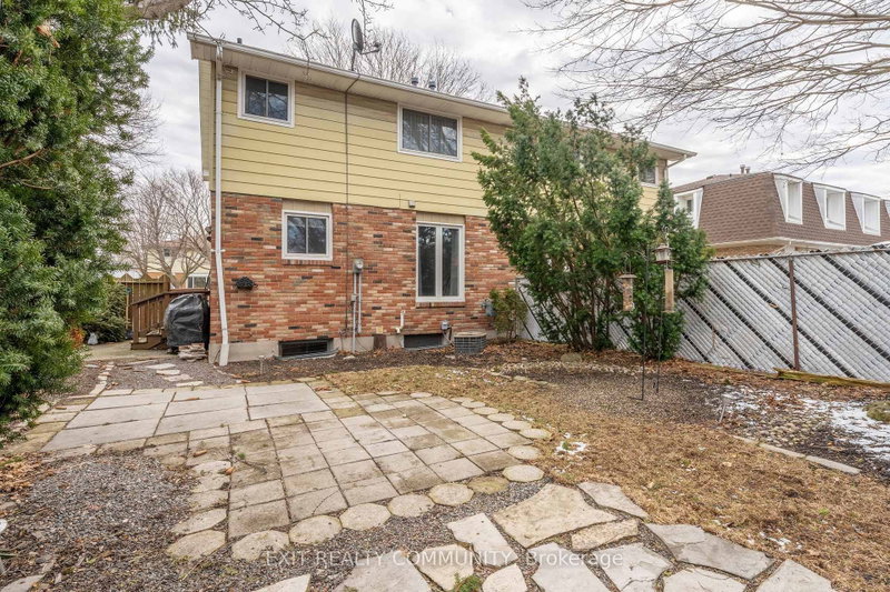 651 Rogers Sarnia,ON N7S 4A5 — Photo 39