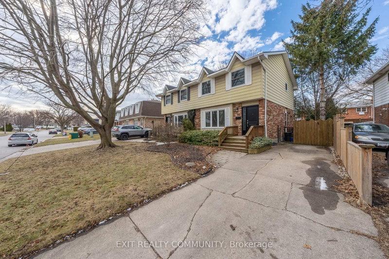 651 Rogers Sarnia,ON N7S 4A5 — Photo 9