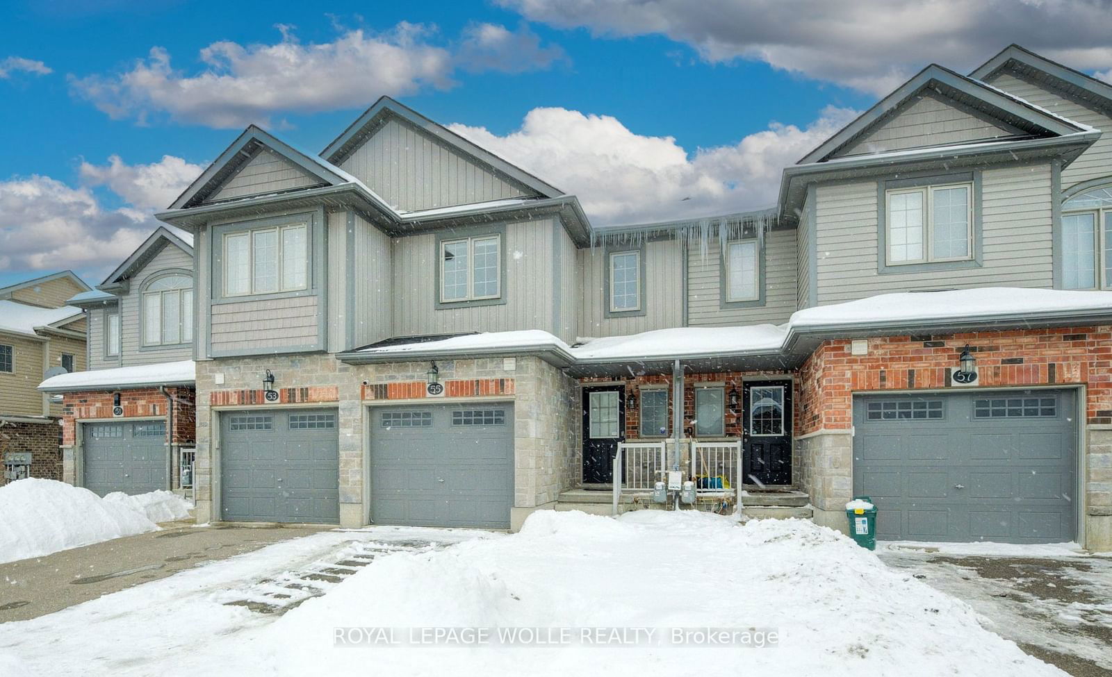 Townhouse for sale at 55 Meadowridge Street, Kitchener, N2P 0E2 - MLS: X11968907