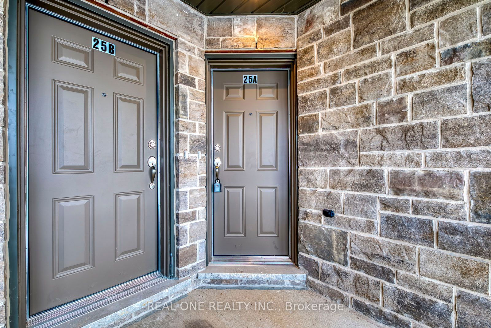 Townhouse for sale at 25A-85 Mullin Drive, Guelph, Brant, N1E 0R4 - MLS: X11969133