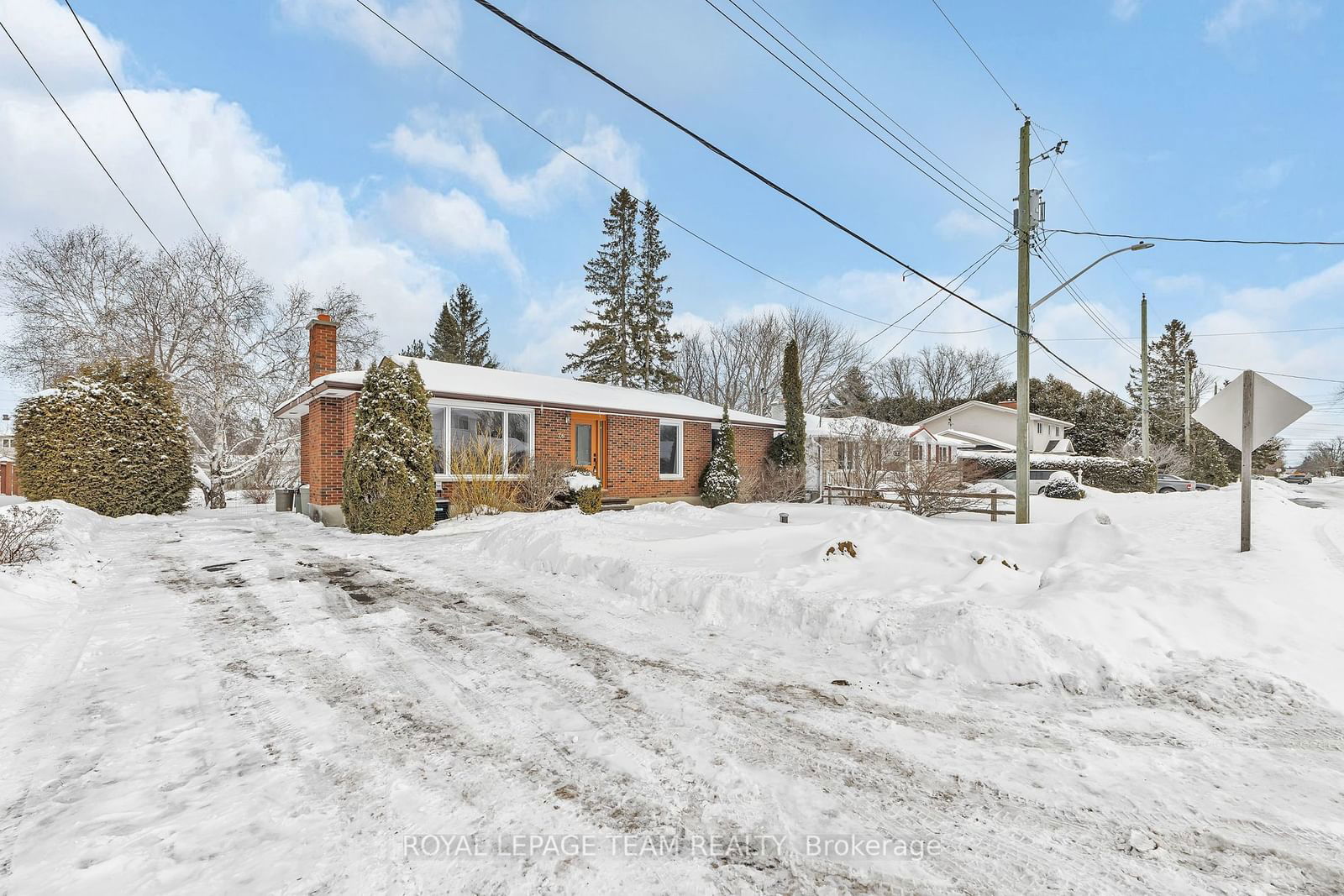 Detached House sold at 26 Cockburn Street, Stittsville - Munster - Richmond, 8204 - Richmond, K0A 2Z0 - MLS: X11969164