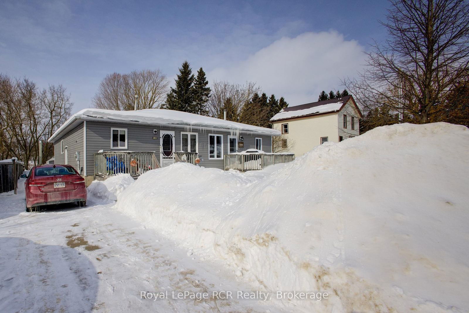 Semi-Detached House sold at A-170 Frederick Street, Wellington North, Arthur, N0G 1A0 - MLS: X11969369