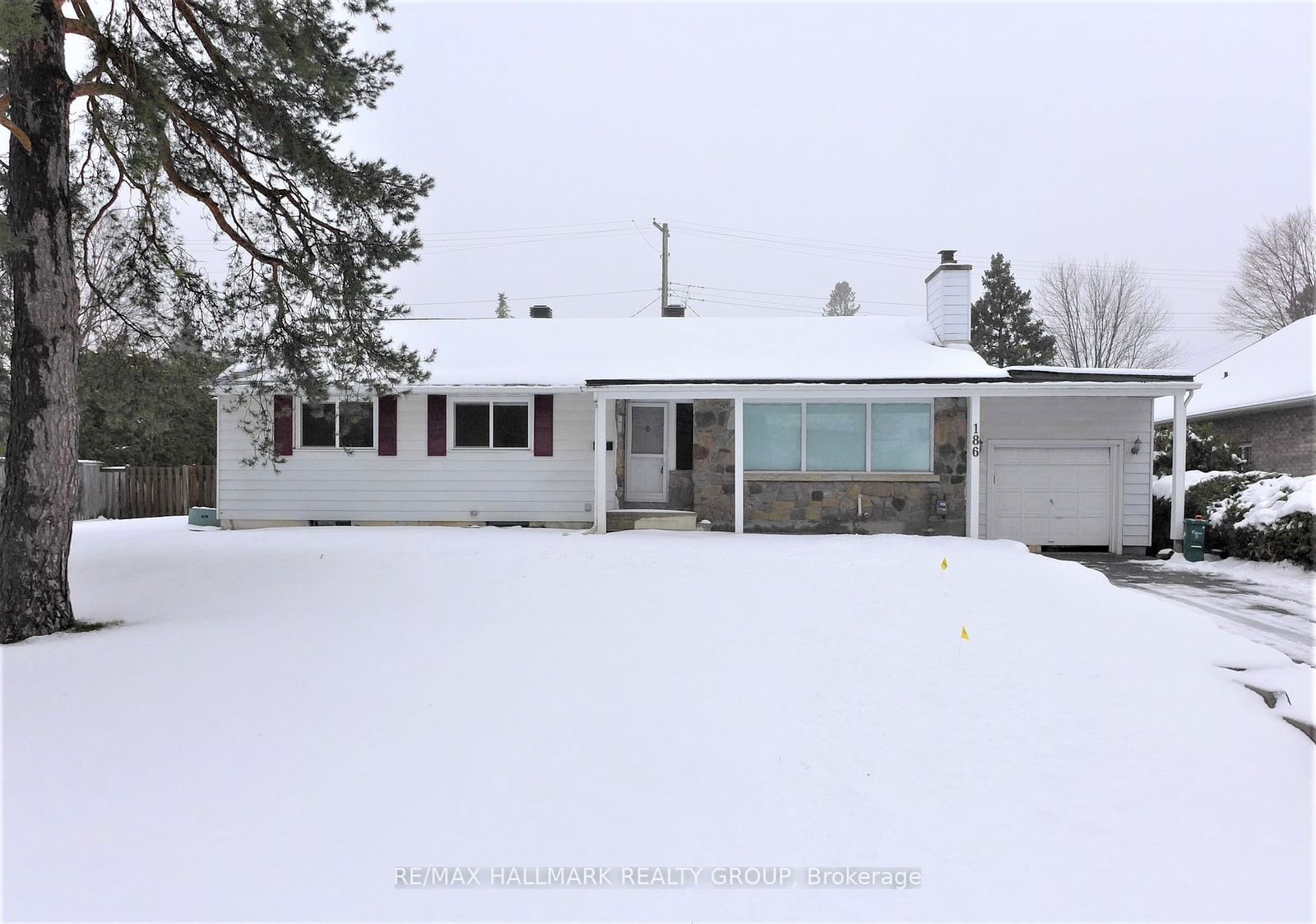 Detached House leased at 186 Balmoral Place, Ottawa, Faircrest Heights, K1H 5E5 - MLS: X11969504