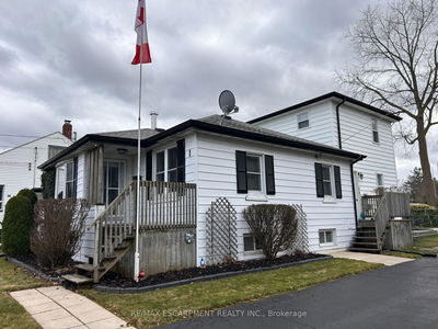 1 Tupper Blvd, Grimsby - Grimsby Beach image-0-1