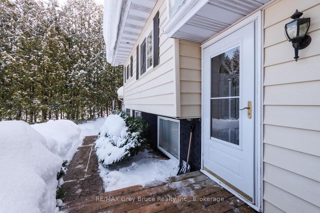 71 William Court