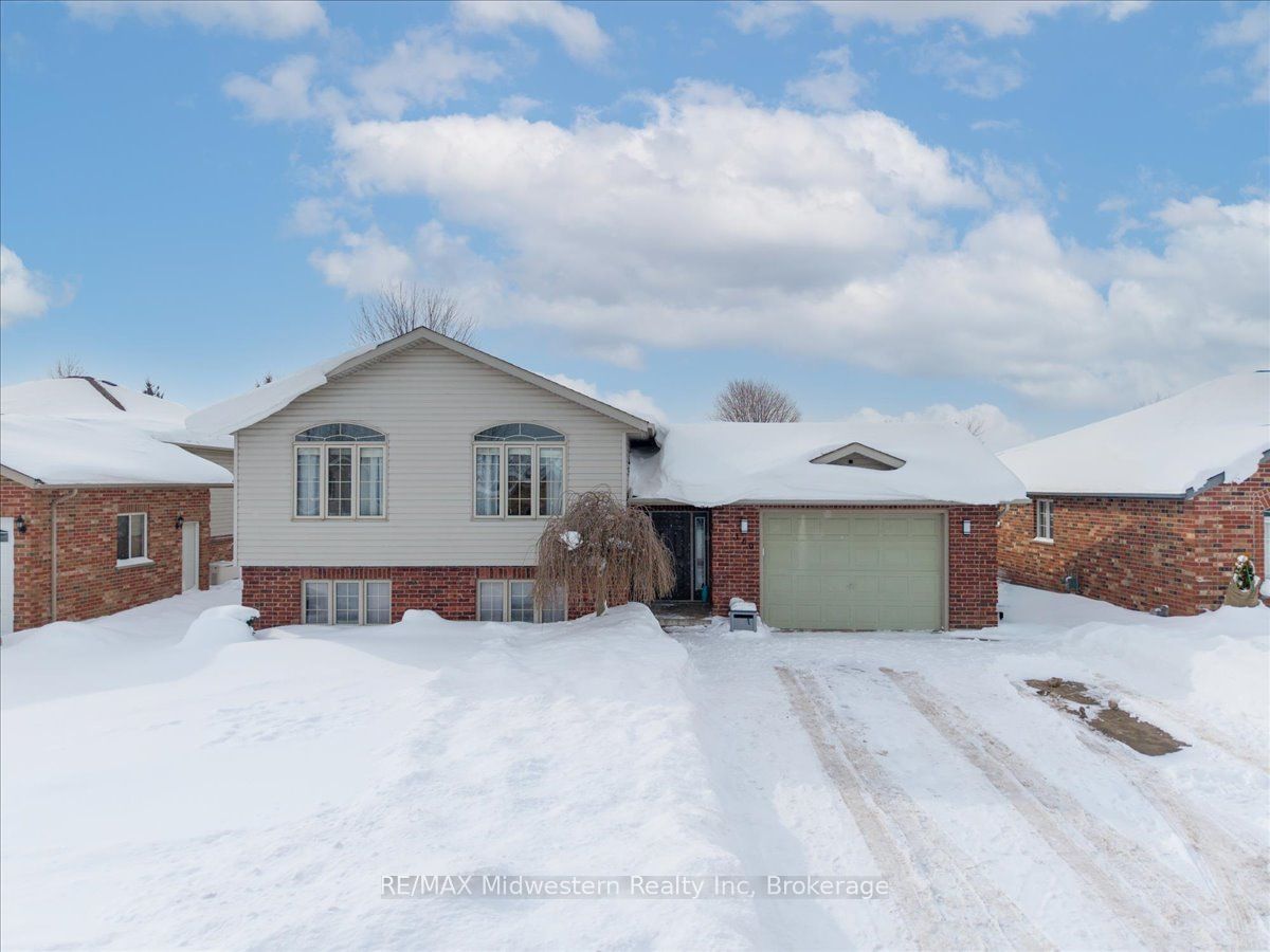 Detached House for sale at 160 Donegan Street, North Perth, 32 - Listowel, N4W 3V5 - MLS: X11969731