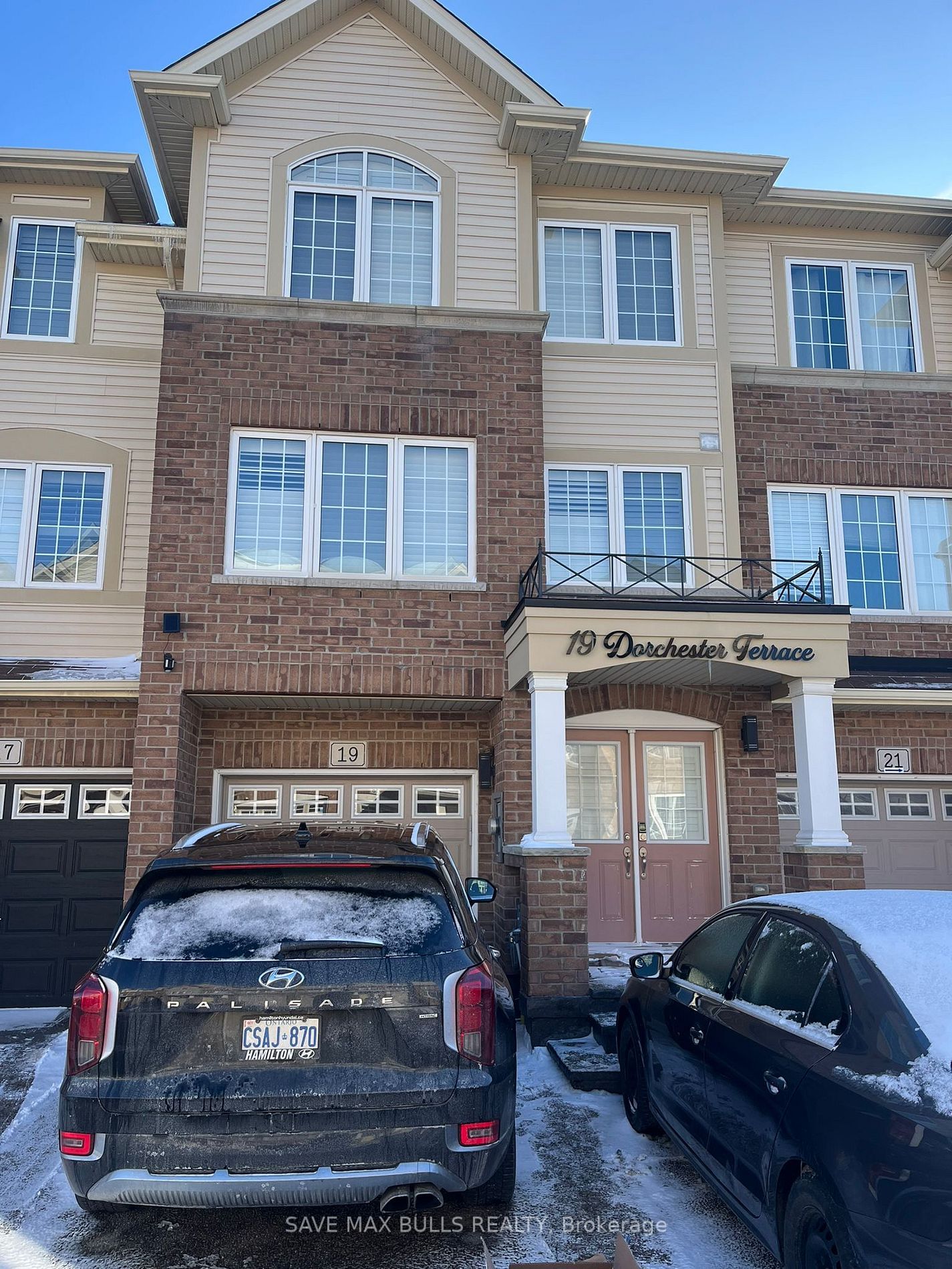 Townhouse for lease at 19 DORCHESTER Terrace, Hamilton, Stoney Creek, L8J 0G4 - MLS: X11970072