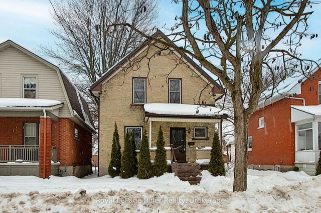 103 Mowat Street