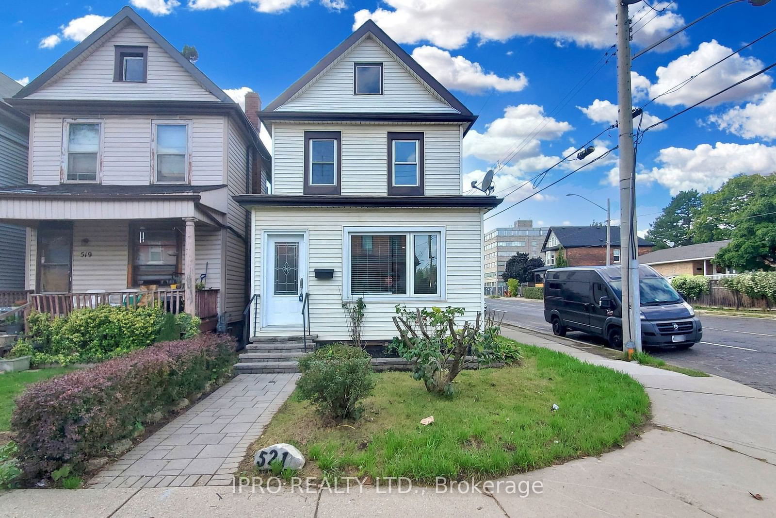 Detached House for sale at 521 Hughson Street, Hamilton, North End, L8L 4N8 - MLS: X11970378