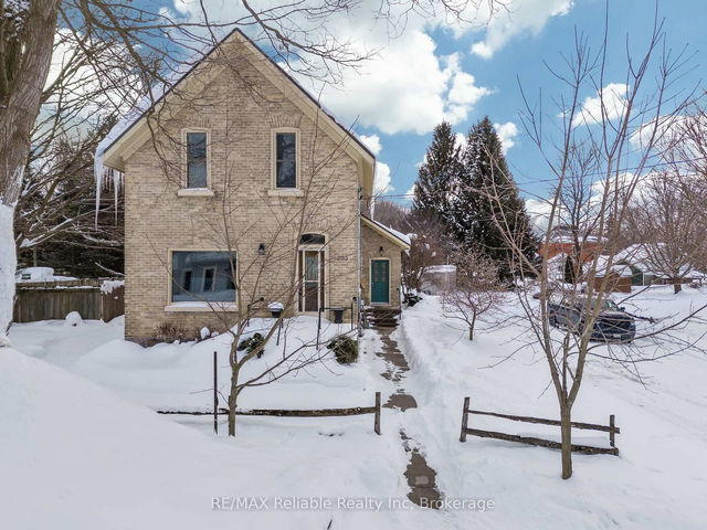 293 Drummond Street