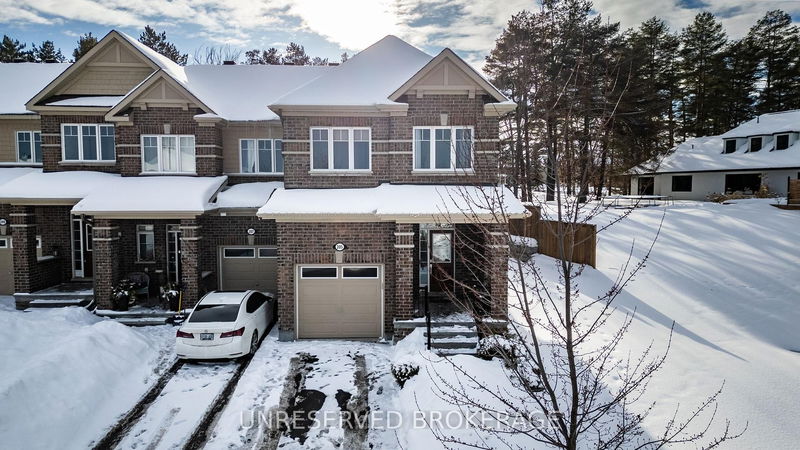 205 Hartsmere Dr, Stittsville - Munster - Richmond - 8203 - Stittsville (South) image-0-0