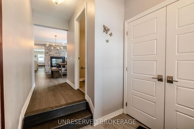 205 Hartsmere Dr, Stittsville - Munster - Richmond - 8203 - Stittsville (South) image-0-2