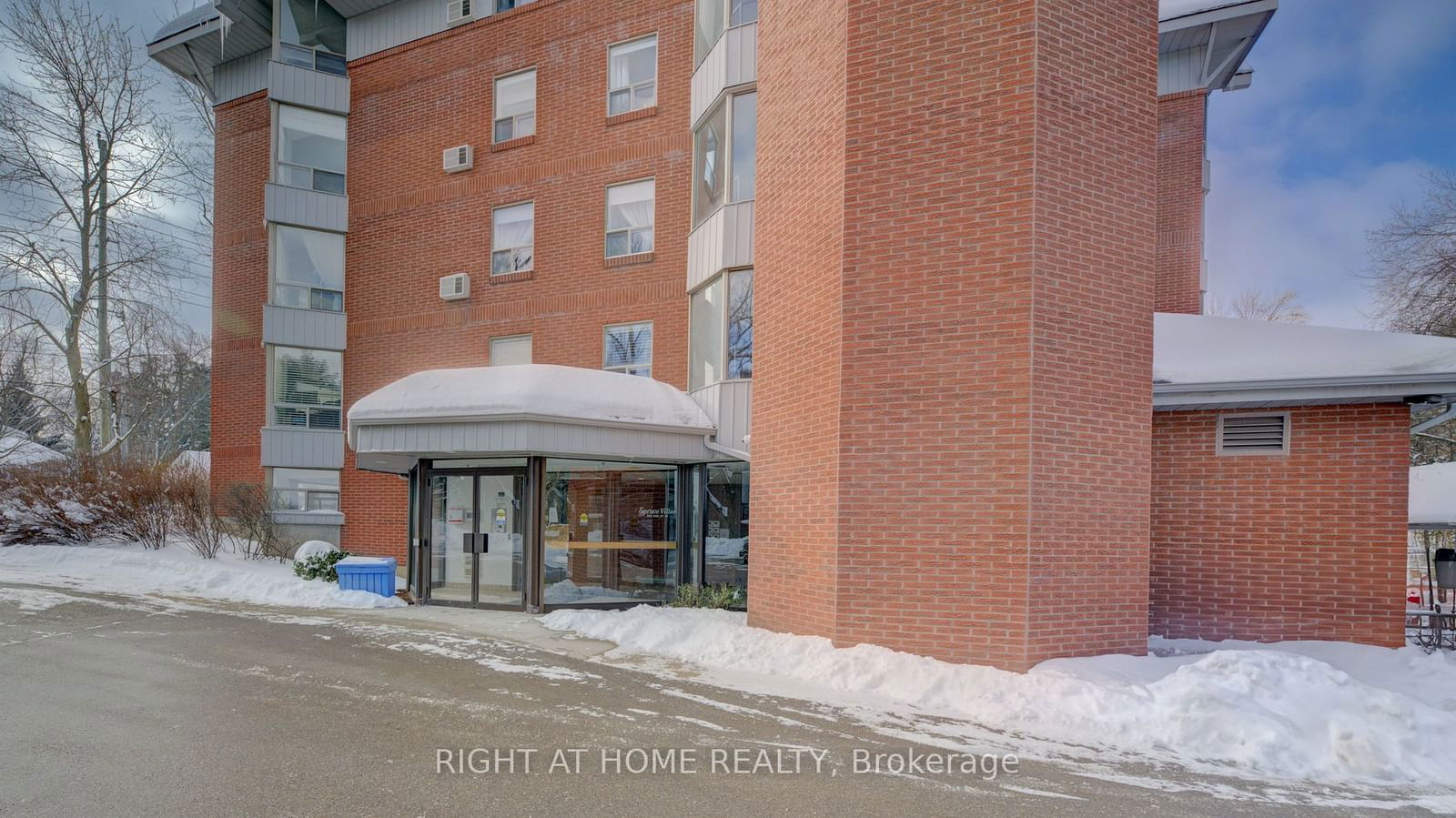 Condo for sale at 405-384 Erb Street, Waterloo, N2L 1W6 - MLS: X11970604