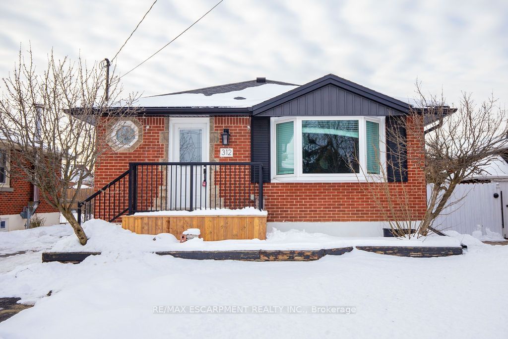 Detached House for sale at 312 East 45th Street, Hamilton, Hampton Heights, L8T 3K8 - MLS: X11970618