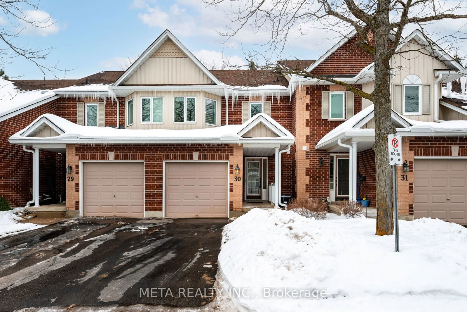 Townhouse for sale at 30-39 Ptarmigan Drive, Guelph, Kortright Hills, N1C 1E8 - MLS: X11970850