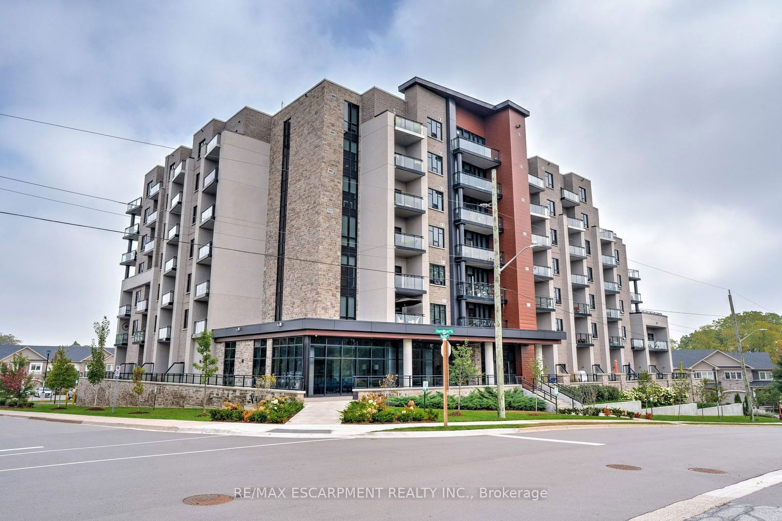 Condo for sale at 108-30 HAMILTON Street, Hamilton, Waterdown, L8B 1V8 - MLS: X11970960