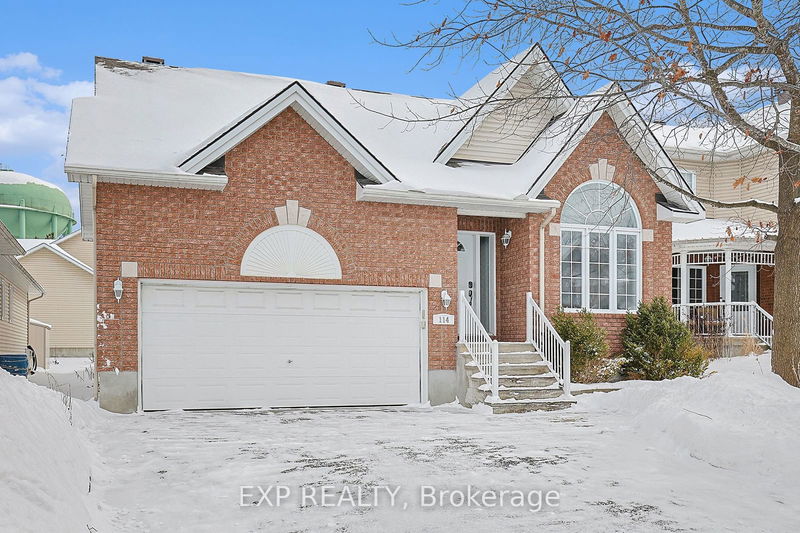 114 ECHOWOODS Ave, Stittsville - Munster - Richmond - 8211 - Stittsville (North) image-0-0