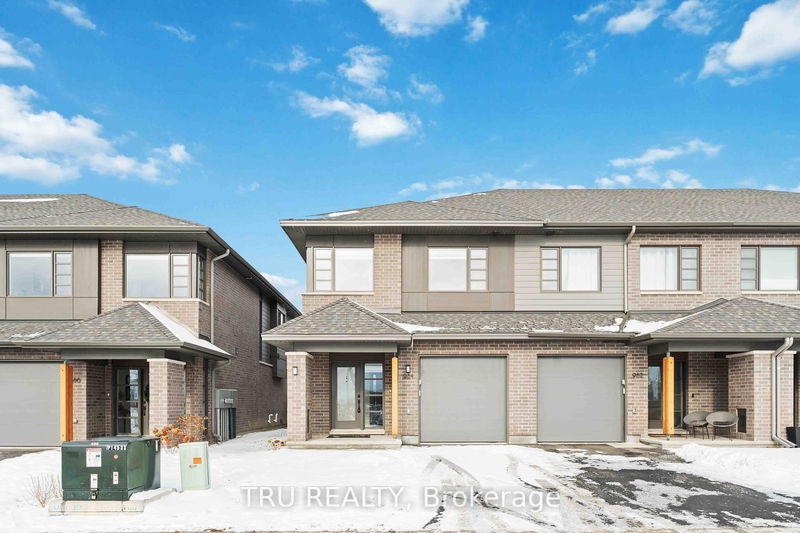 984 Acoustic Way, Ottawa - Riverside South/Gloucester Glen image-0-0