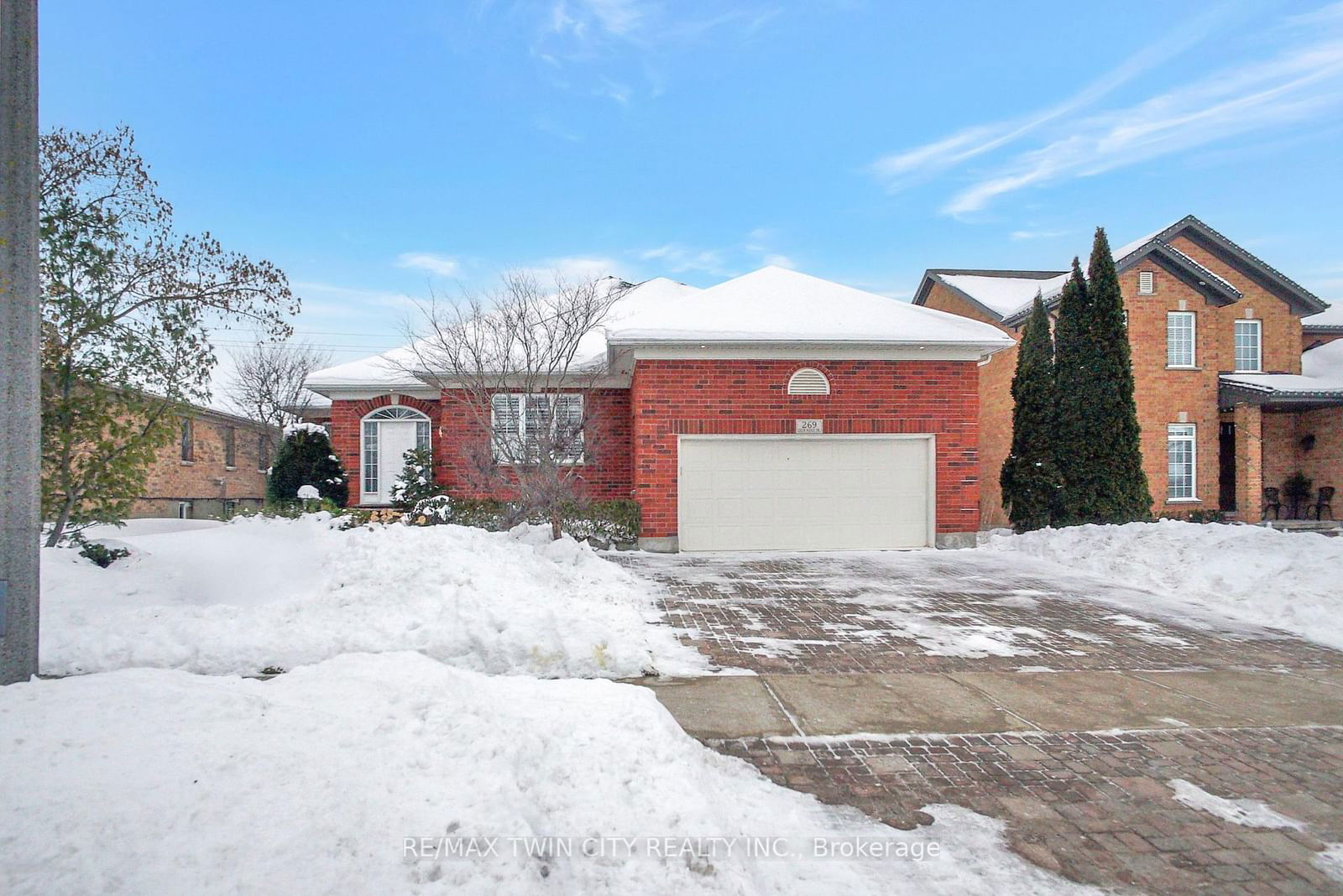 Detached House sold at 269 Deer Ridge Drive, Kitchener, N2P 2K6 - MLS: X11971256