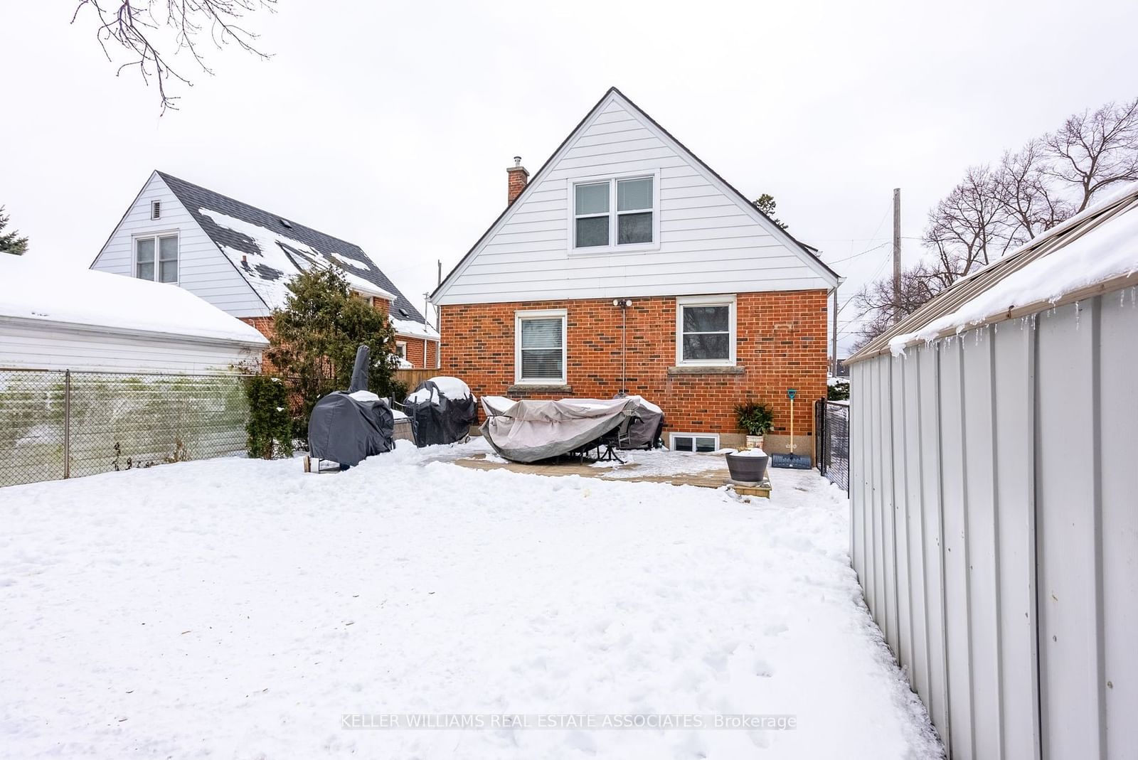 Listing Image 27