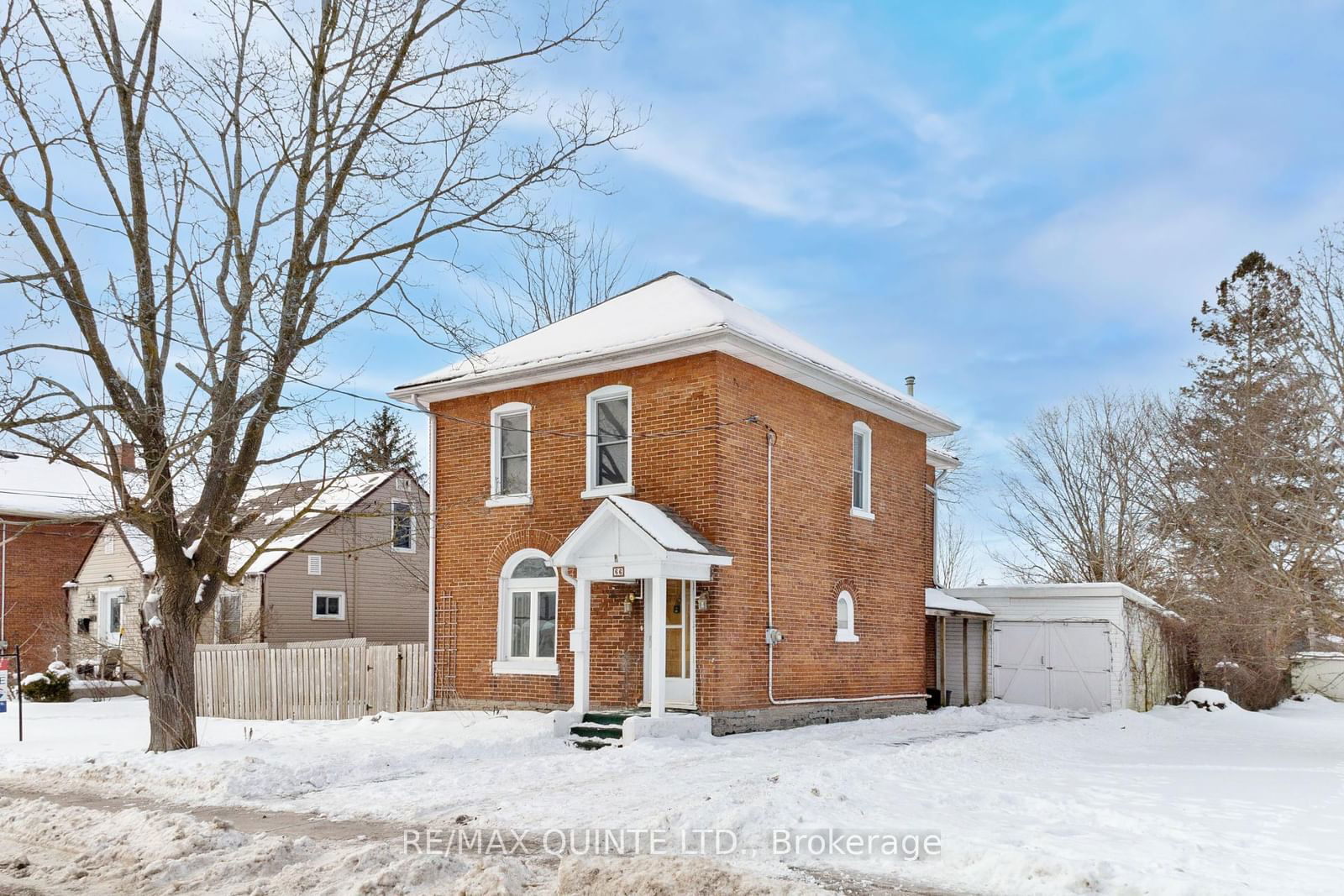 Detached House sold at 66 Dunbar Street, Belleville, K8P 3R8 - MLS: X11971678