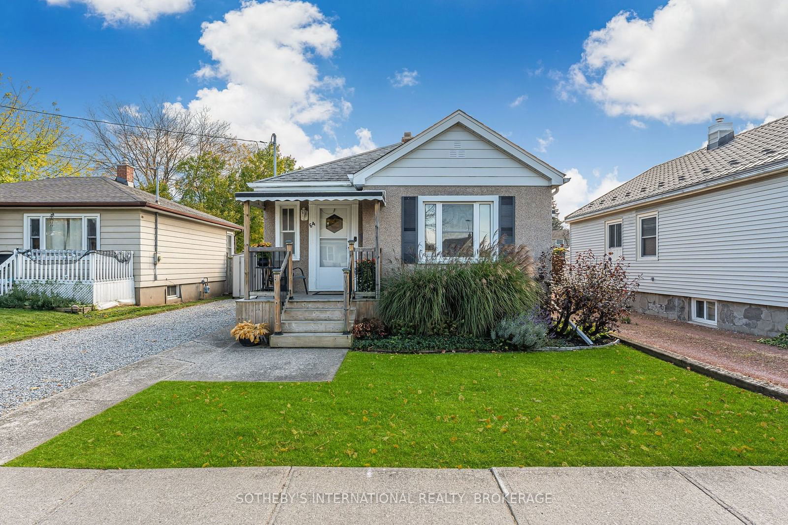 Detached House for sale at 64 Scott Street, St. Catharines, 452 - Haig, L2R 1C9 - MLS: X11971724