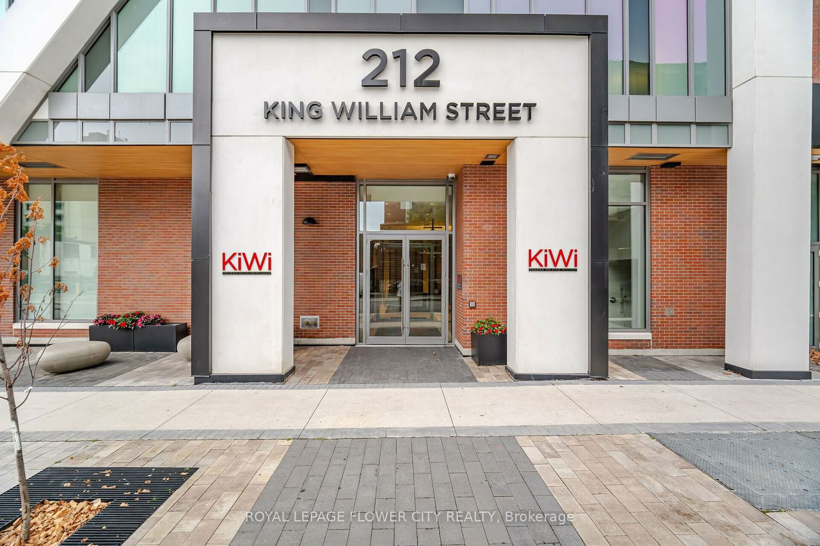 Condo for lease at 604-212 King William Street, Hamilton, Beasley, L8R 0A7 - MLS: X11971765